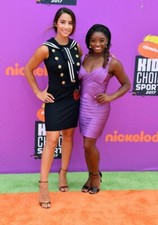 BEAUTIFUL SIMONE BILES & ALY RAISMAN 8X10 Photo