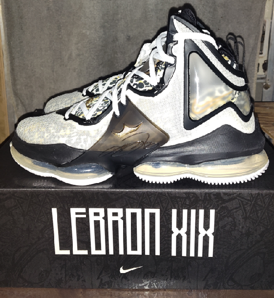 Nike LeBron 19 Royalty Size 11.5 195242104033| eBay display picture 3