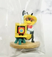 Disneyland Critter Country Mini Figure  Splashdown Photo  FireFly  Tokyo  Japan