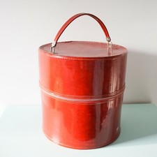 Vintage Vinyl Hat Wig Box Round Red Zipper Floral Interior Travel