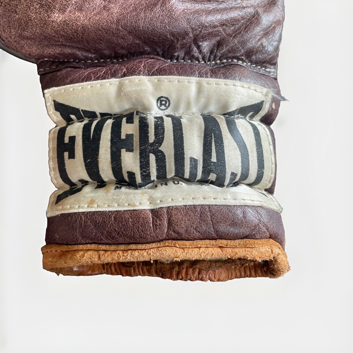 Single Vintage 1950's Everlast Brown Leather Boxing Gloves
