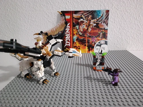 LEGO NINJAGO: Wus gefährlicher Drache (71718)