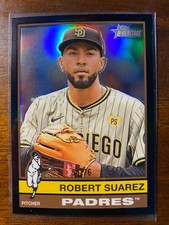 2025 Topps Heritage Robert Suarez #91 Black Refractor /76 San Diego Padres