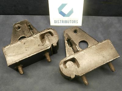 REAR TRANSMISSION MOUNT SET LEFT RIGHT VOLKSWAGEN T1 BUG SUPER BEETLE 1973-1979