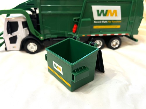 First Gear 1/25 Waste Management Mack Garbage Truck Front Load Bin 70-0616D - Picture 6 of 6