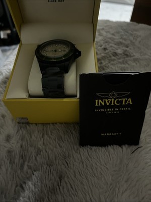 Invicta Men's Very Nice Watch Never Been Worn Works Great Condition