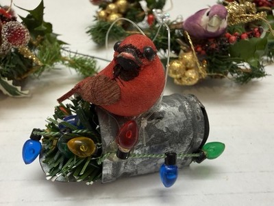 Vintage Red Cardinal Birds Holly Leaf Acorn Set of 7 Christmas Ornament Mini 2 
