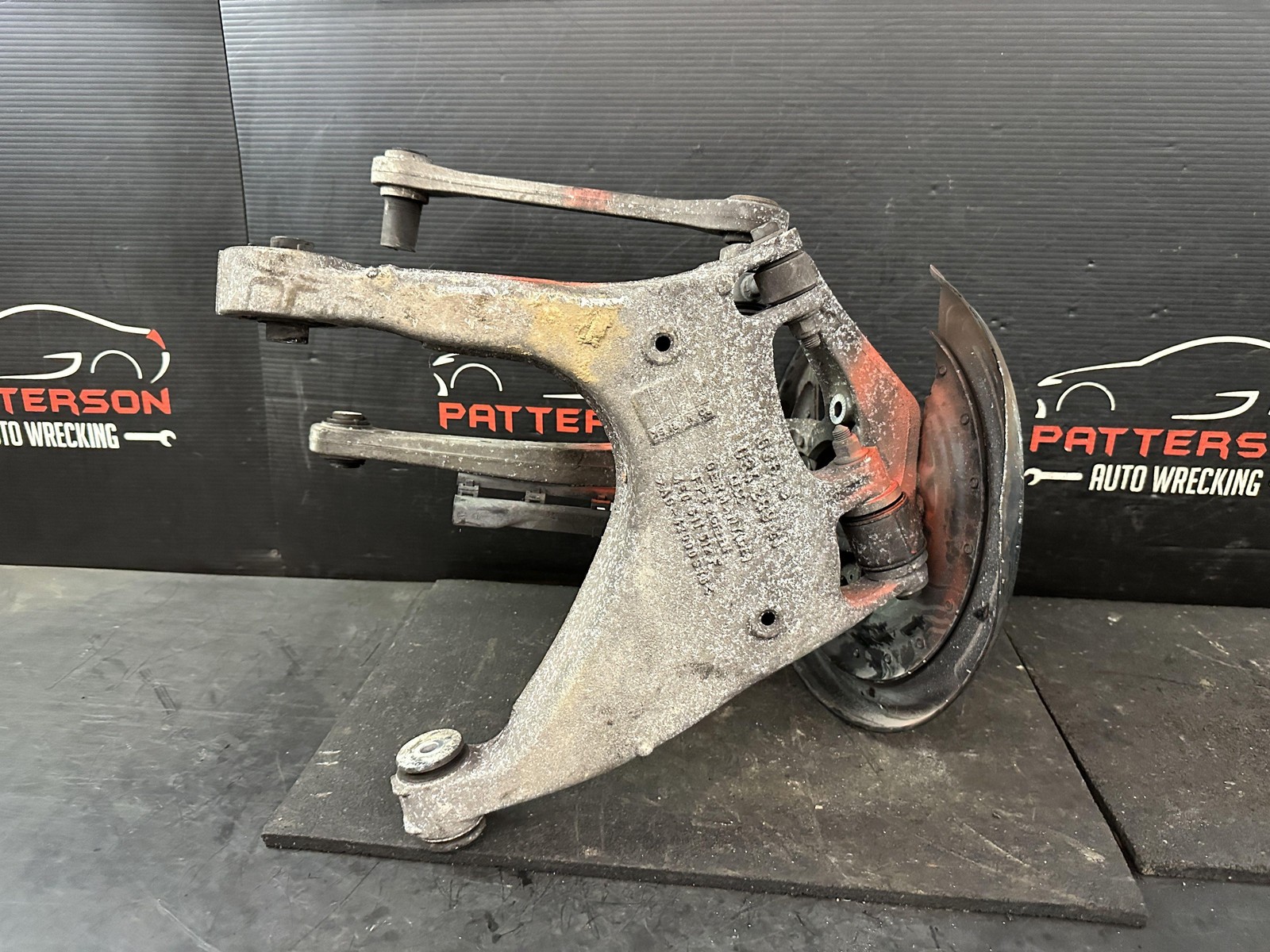 03-10 BENTLEY CONTINENTAL REAR PASSENGER RH AXLE STUB KNUCKLE KNEE CONTROL ARMS