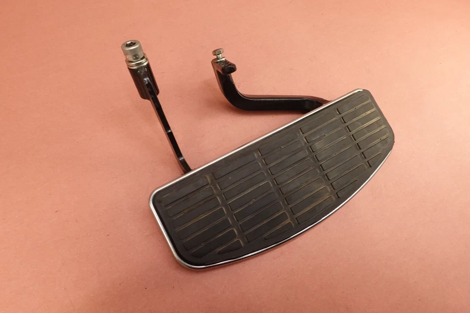 Harley-Davidson Road Glide 2000-2006 placa de piso delantero izquierdo FLTRI Foto 3 de 4