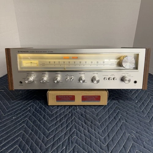 PIONEER SX-550 VINTAGE AM/FM STEREO RECEIVER - SERVICED - CLEANED - TESTED