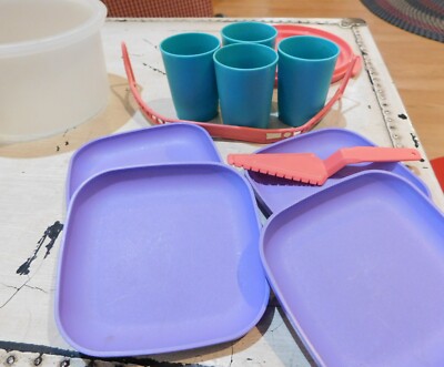 VTG Tupperware Mini Serve It Kids 12 Piece Play Set Teal Green, Pink and Purple