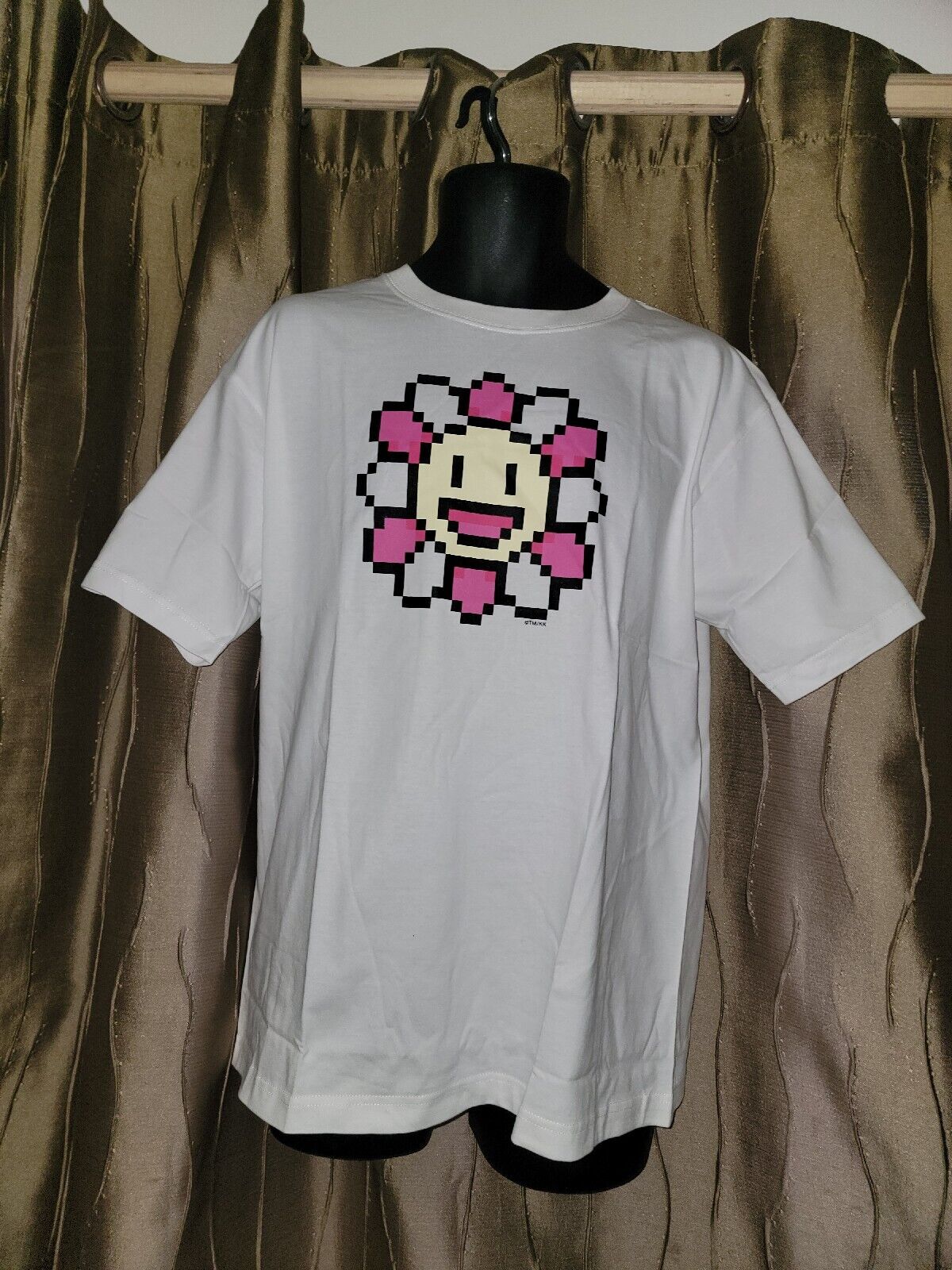 takashi murakami on X: at NAKANO Broadway @virgilabloh at TONARINO Zingaro  had a sales hand Spray Paint T_shirt this    / X