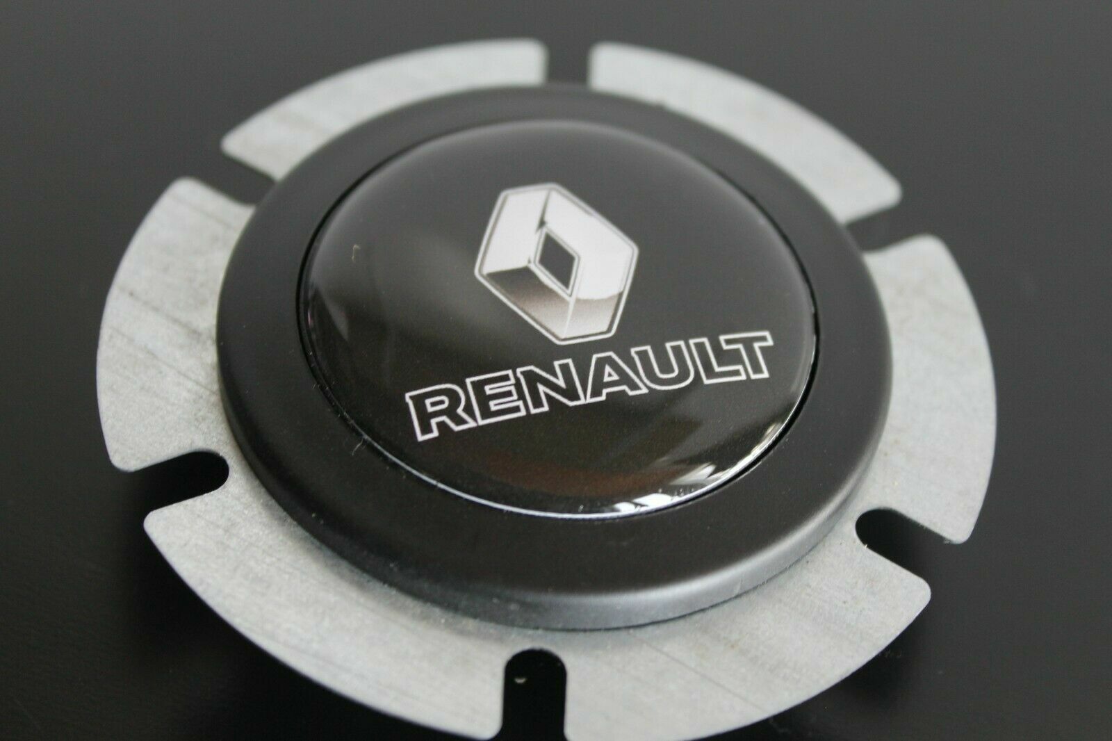 Bouton Klaxon Universel Pour Volant - Design Moderne Et Facile à Installer - Améliore Ton Look Auto