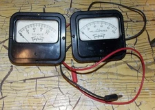 2 TRIPLET MODEL 321 4"X4" 0-150 D.C. VOLTS 0-100 D.C. MILLIAMPERERS PANEL METERS