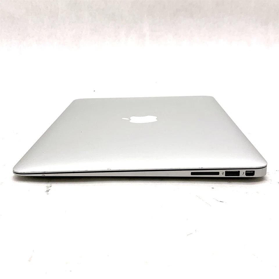 Apple Macbook Air 7,2 A1466 13.3" Intel i5-5250U 1.60 GHz 4GB 128GB SSD Monterey - Image 4 of 4