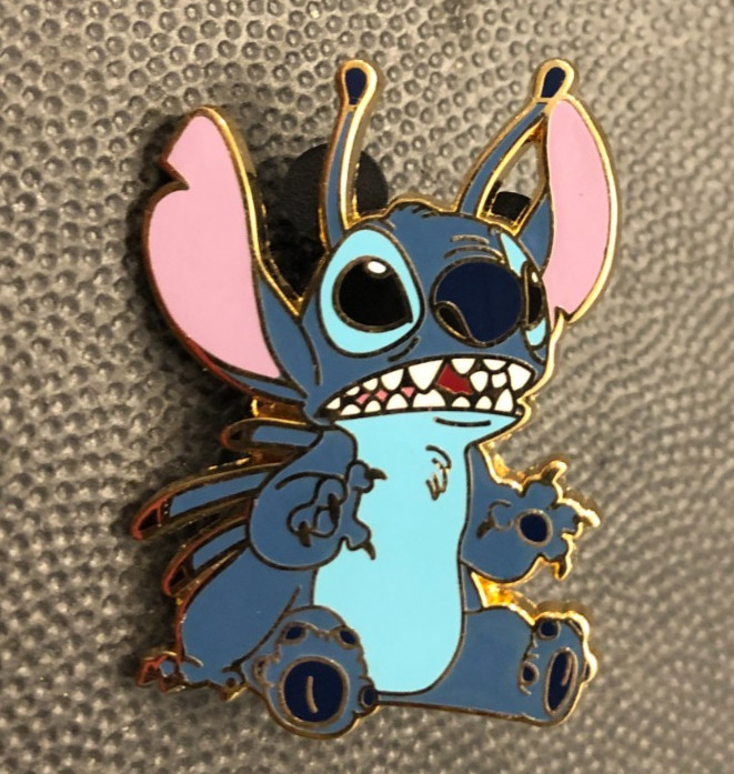 Disney pin 39744 Lilo & Stitch Alien 4 arms Hawaii pet antenna 626 experiment