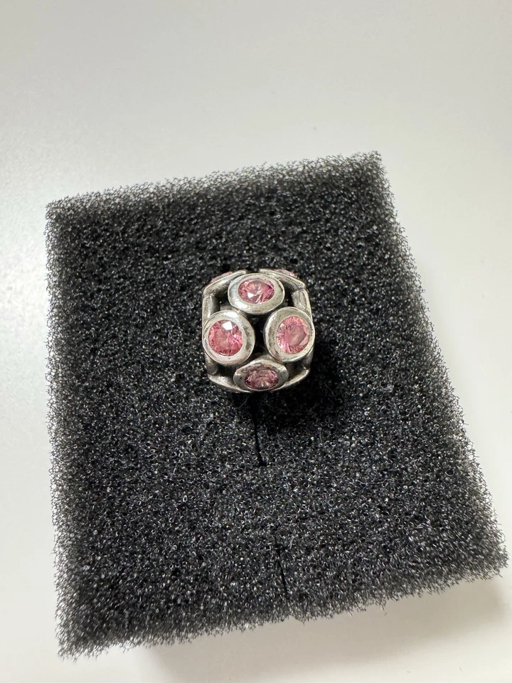 Pandora Charm Funkelnde Kreise 925 Sterling Silber Zirkonia Rosa Pink 791153CZS