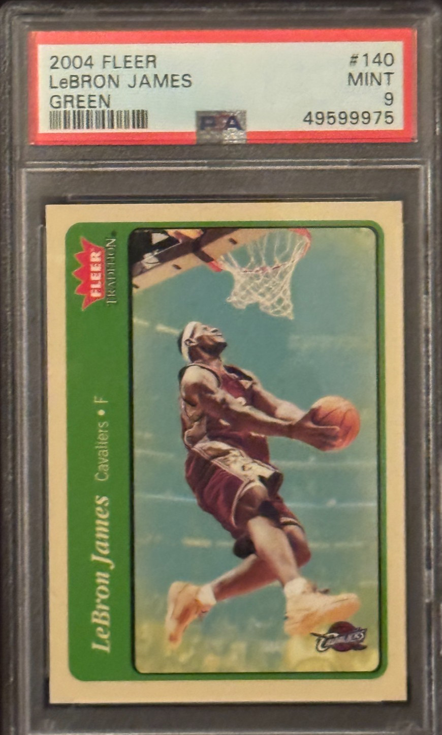 2004 LeBron James #140 Fleer Tradition Green DUNK PSA 9 MINT