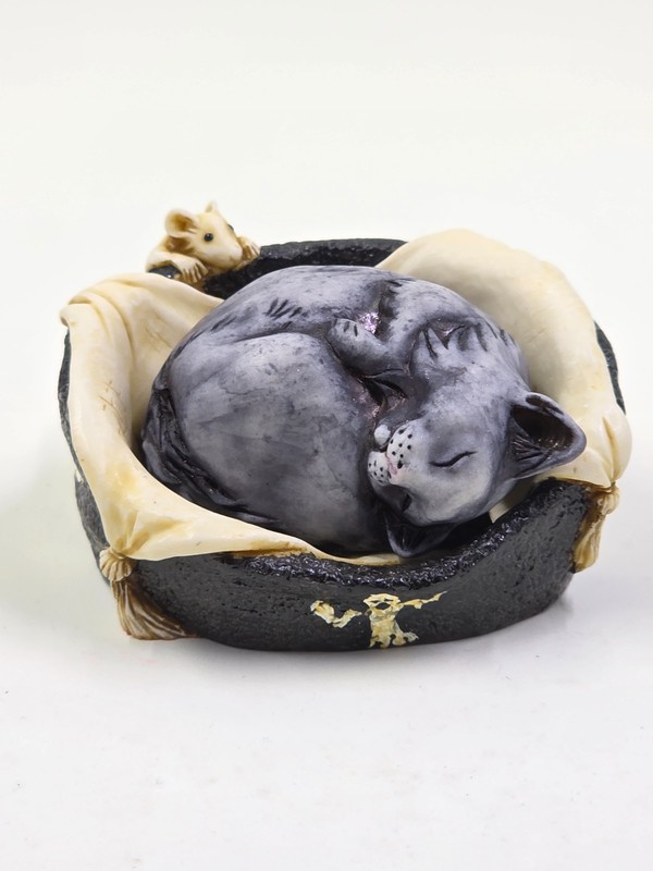 Neil Eyre  Lazy Days Halloween Version Sleeping Cat In Bed #10
