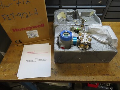 Honeywell ST800 Differential Pressure Transmitter YSTD820-41(Y)C6AS-1-B-AHD-12C-