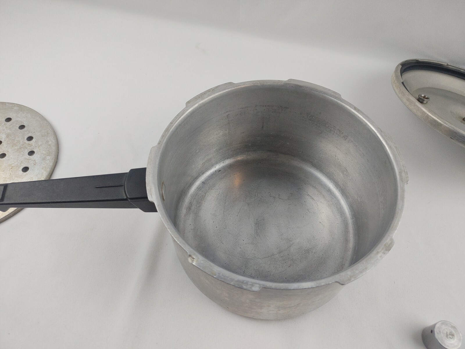 Presto Mirro Matic M0404 4 Qt Pressure Cooker Canner w/ 15 lb