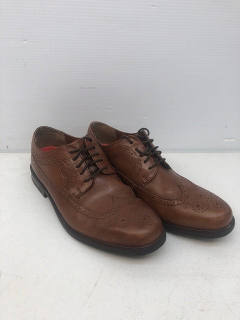 rockport essential details ii waterproof wingtip