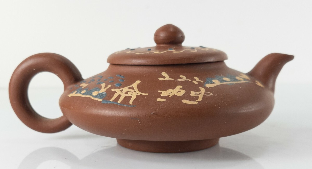 骨董★中国　陶器　巨大　蓋付　宮廷貢品壷★処分大幅再値下げ！ 中国骨董 中国景徳鎮製 茶壺 陶器製 花鳥 蓋付き 茶壷 ツボ