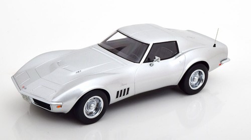 Norev 1/18 – Chevrolet Corvette Coupé 1969 Silver, Collection Prestige