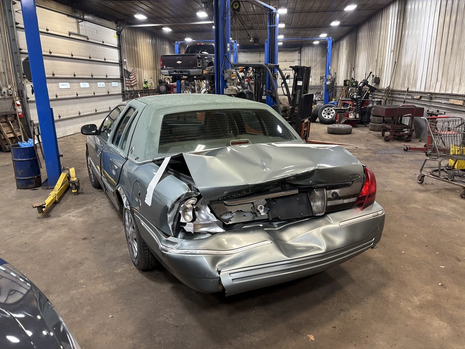 Maçaneta externa traseira esquerda usada serve: 2006 Mercury Grand Marquis maçaneta da porta - Imagem 4 de 4