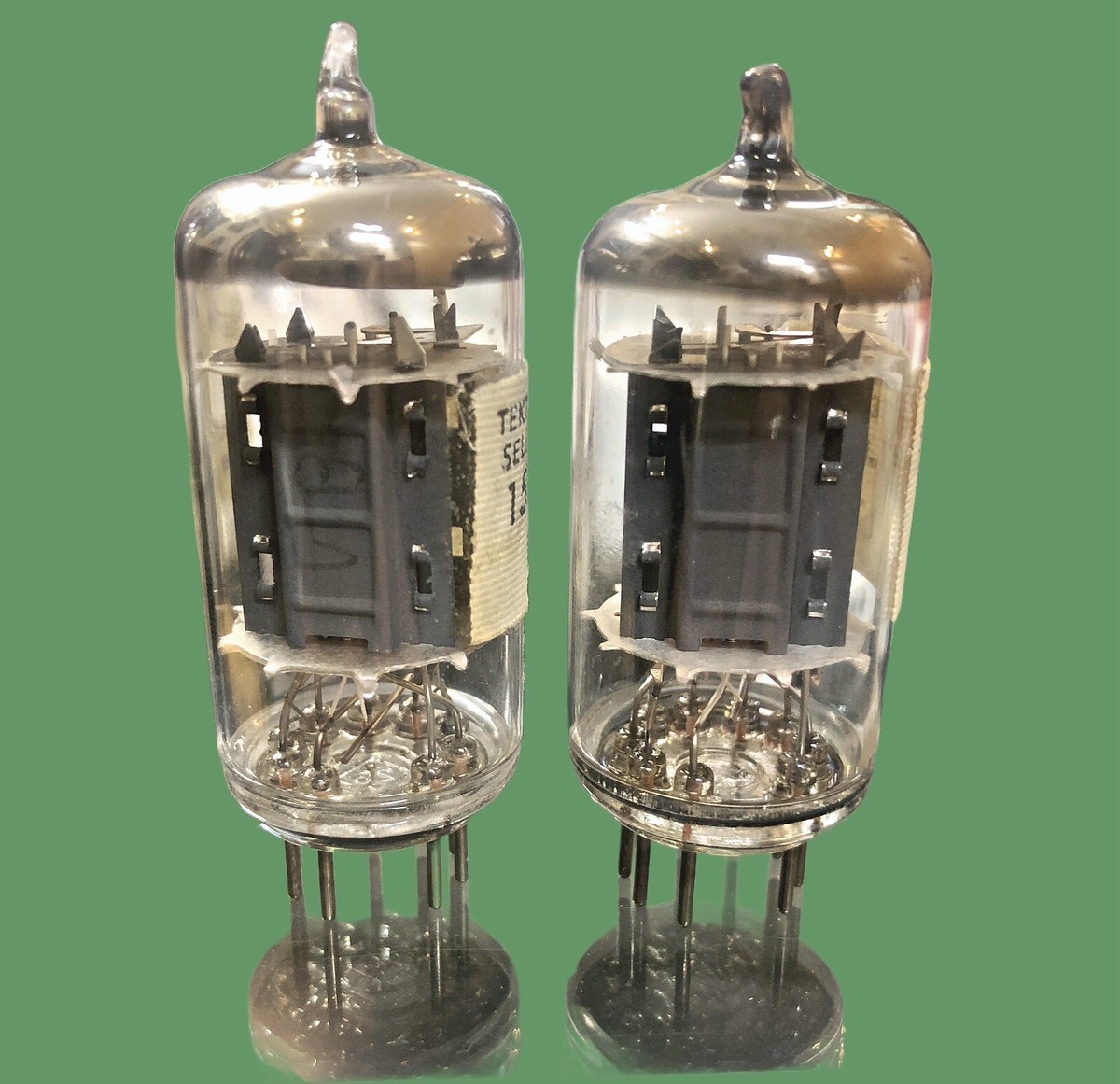 Telefunken 12AU7 ECC82 Tektronix Selected Diamond Bottom NOS NIB
