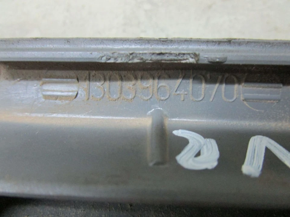 Fiat Ducato (244) 2.3 JTD Dashboard 1303964070 Right Trim - Image 3 of 4