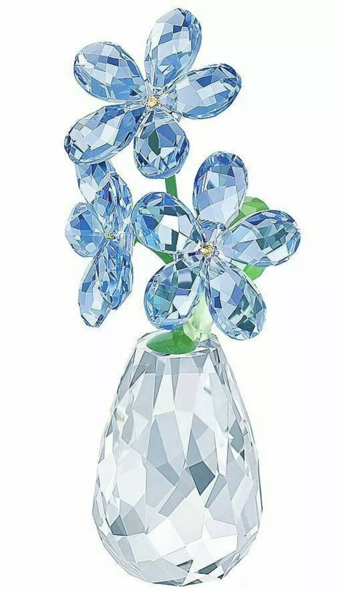 NIB Swarovski Flower Dreams Forget-Me-Not Symbol Of Precious NIB Swarovski Flower Dreams Forget-Me-Not Symbol Of Precious