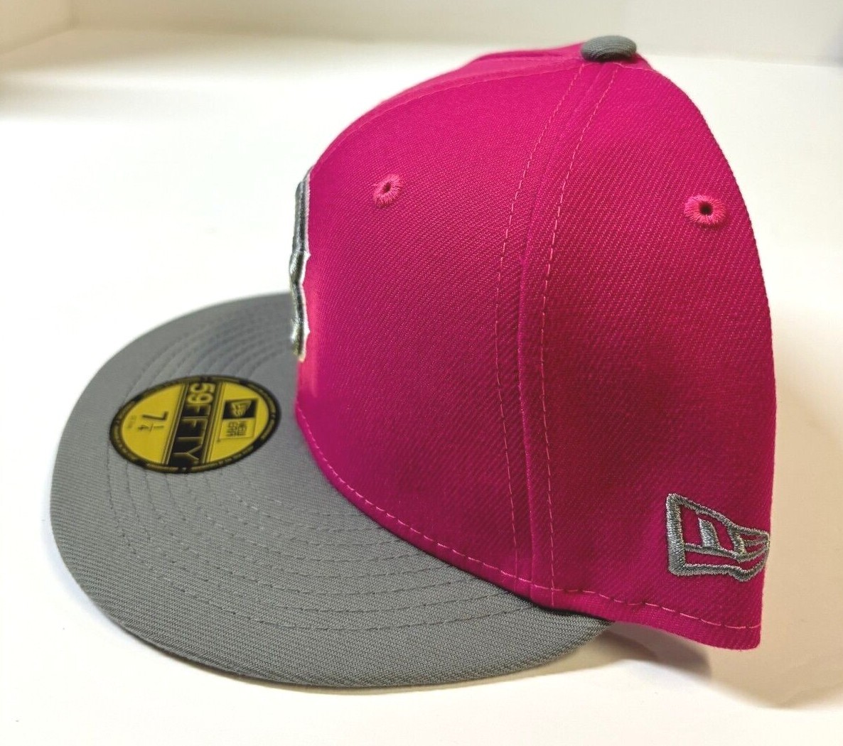 Boston Red Sox MLB NE 2Tone Color Pack Fitted Hat~ Hot Pink  display picture 1