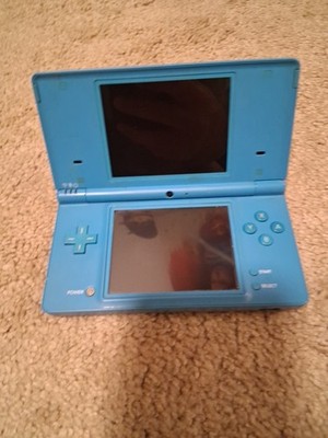 Nintendo DSi Light Blue *BROKEN/PARTS ONLY*