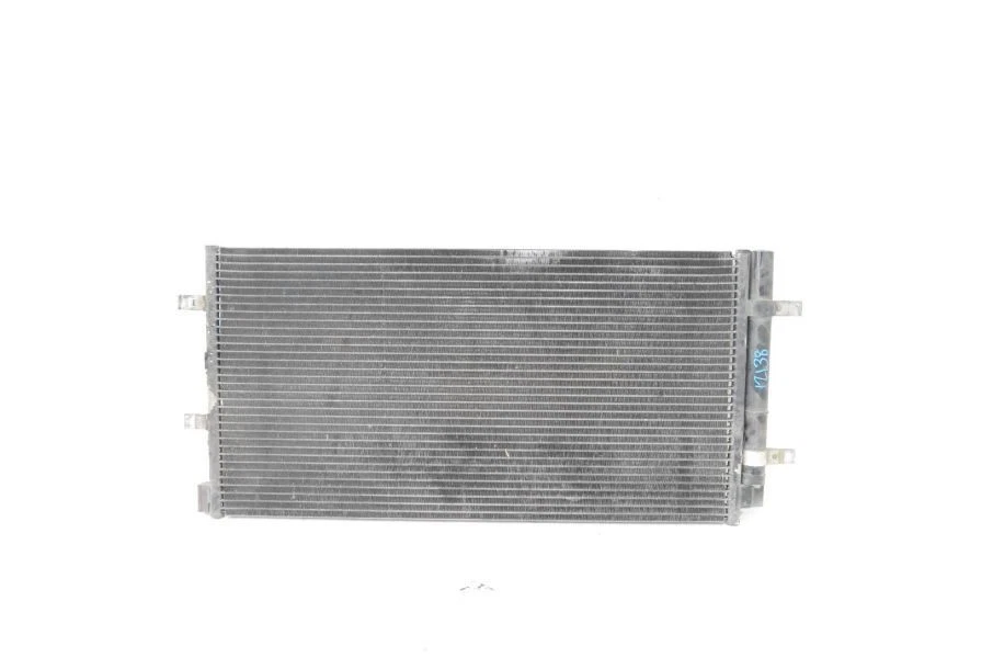 Audi A5 2008-2013 cupé 3,2 L conjunto condensador CA Foto 4 de 4