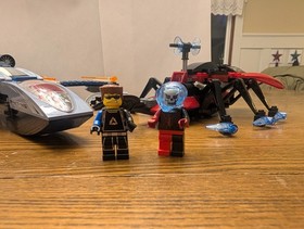 LEGO Alpha Team: Blue Eagle Vs. Snow Crawler (4745) - Retired Please Read