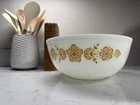 Vintage PYREX Mixing Bowl - Butterfly Gold 404 4qt Made In USA