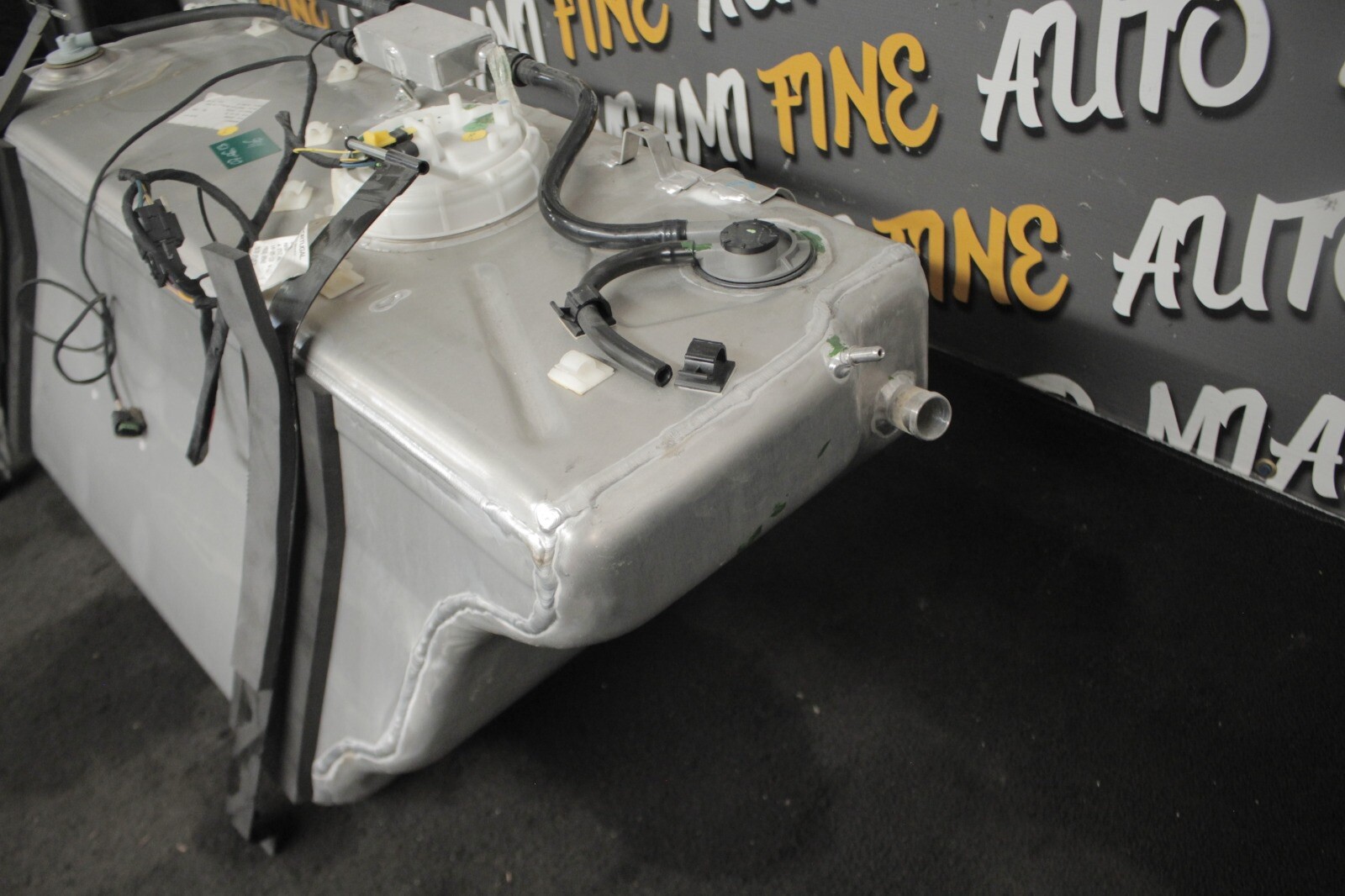 2014 Maserati Granturismo Gas/ Fuel Tank OEM
