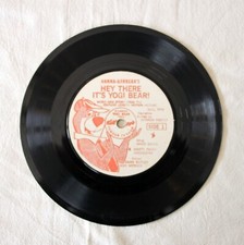Hey There It's Yogi Bear  1964 Kellogg's 45 RPM Record  With Sleeves  VG