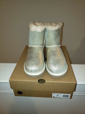 NWT Ugg Women's Arielle Sparkle Boots 