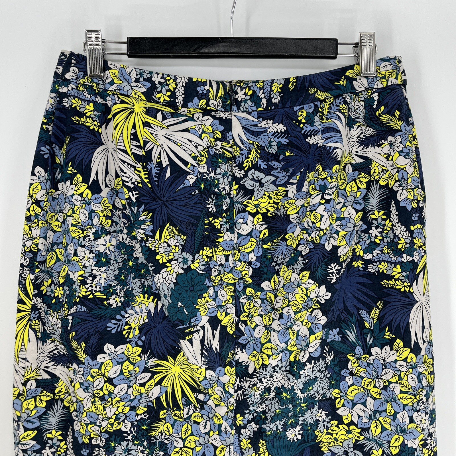 Sportscraft Skirt Size 8 Pencil Navy Blue Lime Green Floral Knee Length