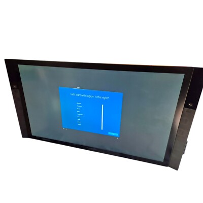 Microsoft unveils the Surface Hub 2: A huge collaborative 4K+ 50 display