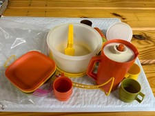 TUPPERWARE Childs Mini Play Set pitcher vintage