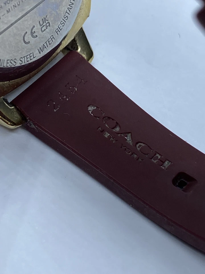 Coach 34mm WR 30m Designer Quartz Ladies Watch - Image 3 of 4