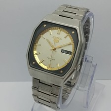 Seiko 5 Automatic 7009-530B Day/Date Vintage Men s Watch