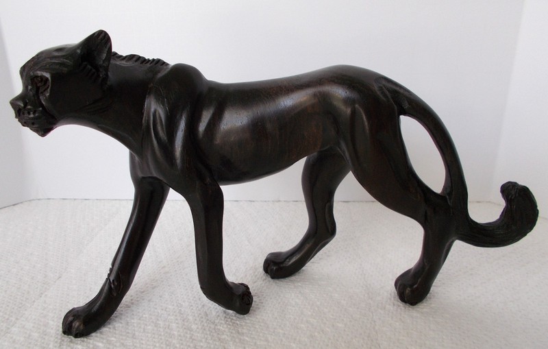 VINTAGE WOOD CARVED WILD CAT PANTHER ART STATUE FIGURE 