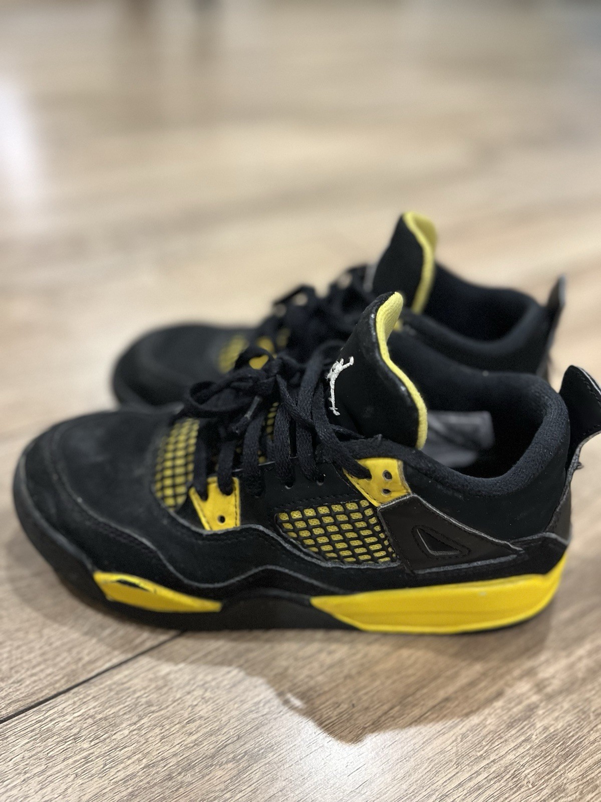 Air Jordan Retro (PS) Shoes Little Kid's 3Y Thunder Black Yellow