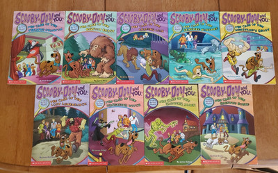 9x Scooby-Doo and You Collect the Clues Mystery Illustrated Scholastic Inc