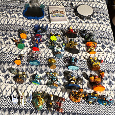 Skylanders lot 25 Wii  Portal/Base  Stealth Elf