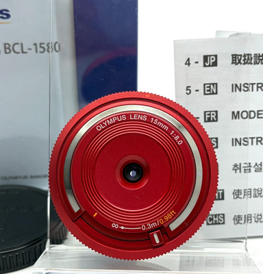 Olympus Lens 15mm f/8 Red BCL-1580 Body Cap Lens Micro 4/3 [Mint] w/Cap & Box